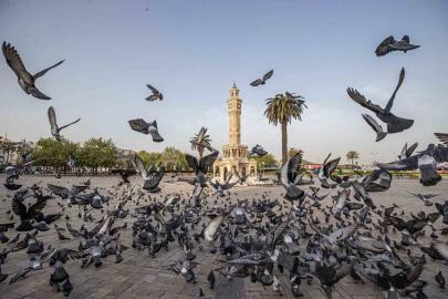 İZPA’dan geleceğe çağrı: "İki Çizgi Arasında"