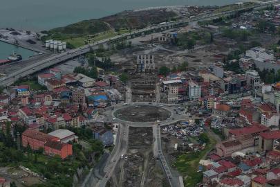 Karadeniz Sahil Yolu viyadüklerle Değirmendere Tüneli’ne bağlanıyor