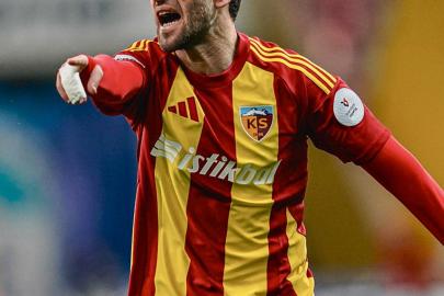 Kayserispor’da an çok kart gören Ramazan Civelek oldu