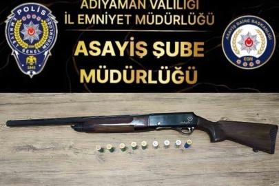 Kız kardeşinin iş yeri önünde havaya ateş açan şahıs yakalandı