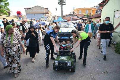 Kocaeli polisinden lösemi hastası minik Halime’ye bayram sürprizi