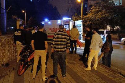 Kontrolden çıkan motosiklet duvara çarptı: 1 yaralı