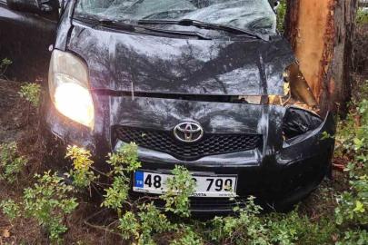 Kontrolden çıkan otomobil ormanlık alana uçtu: 1 yaralı