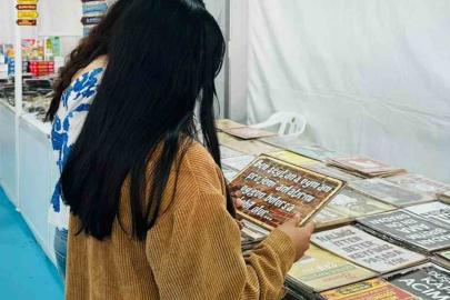 Koruma altındaki çocuklar kitap fuarında yazarlarla buluştu