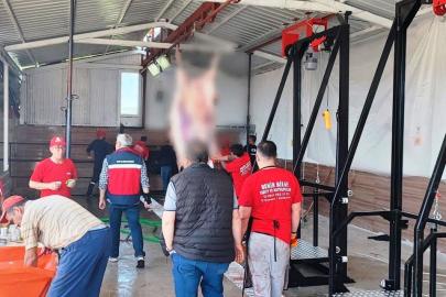 Kütahya’da geçici kurban kesim yerlerine yönelik denetimler sürüyor