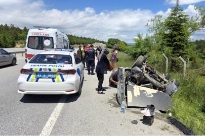 Kütahya’da takla atan otomobilde 4 kişi yaralandı