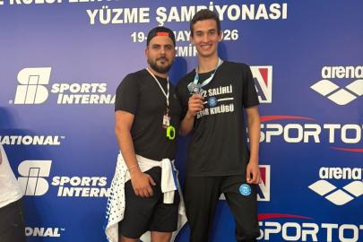 Manisalı yüzücü Eren Ayaz’dan Türkiye ikinciliği başarısı