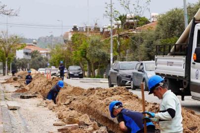 Milas’ta ömrünü tamamlayan su isale hatları değiştiriliyor