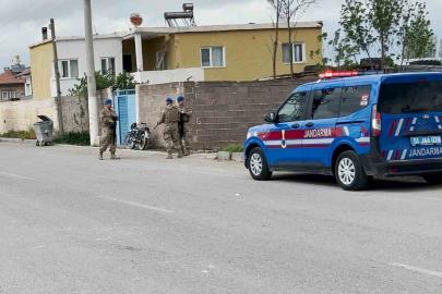 Niğde’de husumetli ailelerin kavgası kanlı bitti: 1 ölü
