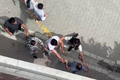 Para vermeden traş oldu, berber "Bir daha gelme" deyince ortalığı birbirine kattı