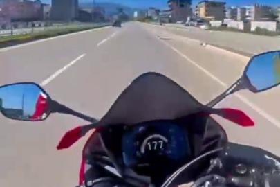 Paylaşım uğruna akan trafikte 177 kilometre hız yapan sürücüye 55 bin TL ceza
