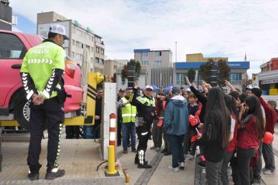 Salihli’de ‘Trafik Haftası’ kutlandı