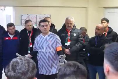 Şampiyonluk maçı öncesi takım kaptanından ağlatan konuşma