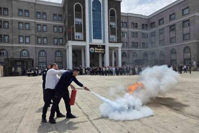 Samsun’da belediye binasında yangın tatbikatı