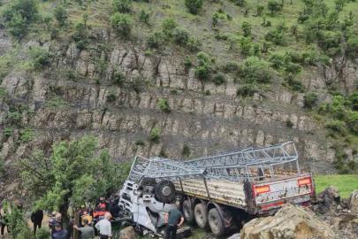 Şırnak’ta tırda sıkışan sürücü hayatını kaybetti