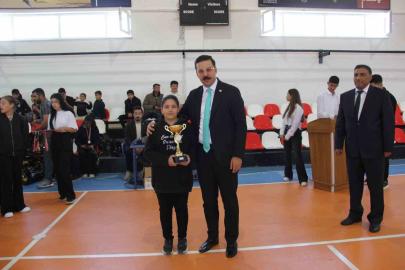 Sivrice’de 19 Mayıs Atatürk’ü Anma Gençlik ve Spor Bayramı kutlandı