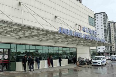 Tarihi geçmiş salam yiyen 4 öğrenci hastaneye kaldırıldı