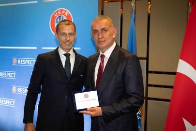 TFF Başkanı Hacıosmanoğlu, UEFA Yönetim Kurulu Toplantısı’na katıldı