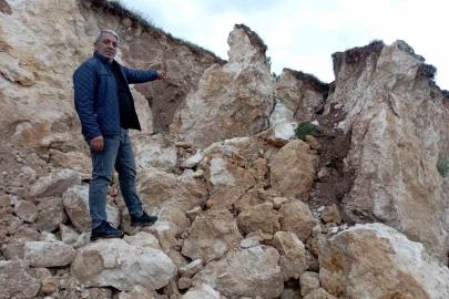 Tokat’ta köy girişindeki heyelan korkuttu