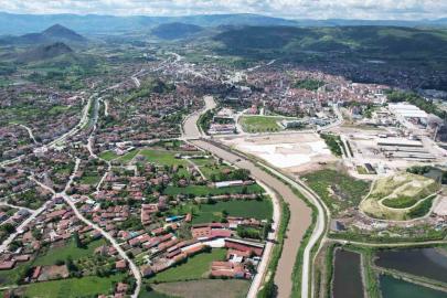 Turhal’da taşkın riski altındaki yerleşim yerleri boşaltılıyor