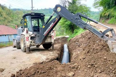 Yığılca Naşlar köyünde altyapı çalışmaları sürüyor