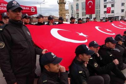 Yozgat’ta bayrak yürüyüşü coşkuyla gerçekleştirildi