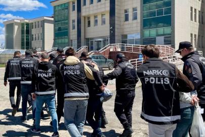 Zehir tacirlerine şafak operasyonu: Kars’ta 114 gram metamfetamin ele geçirildi, 2 tutuklama