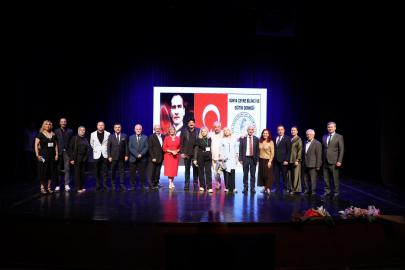 2.Yüzyıl Cumhuriyet Ödülleri sahiplerini buldu