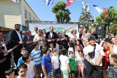 Ahmet Taner Kışlalı Parkı yenilenen yüzüyle hizmete açıldı
