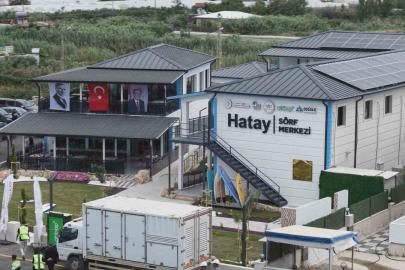 Akdeniz’in hırçın dalgaları geleceğin sörfçülerini yetiştirecek