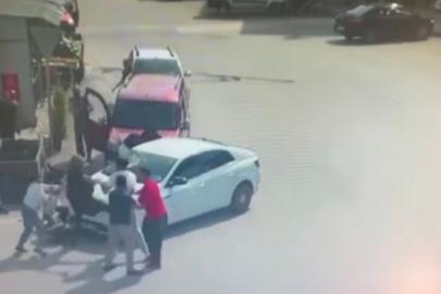 Ankara’da husumetli şahısların kavgası kamerada