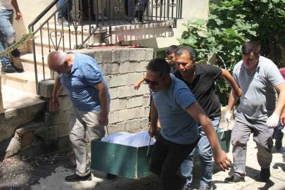 Antalya’da 41 yaşındaki adam evinin bahçesinde ölü bulundu