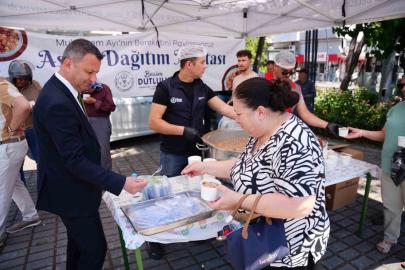 Aşure ikramları Soma ve Akhisar’dan başladı