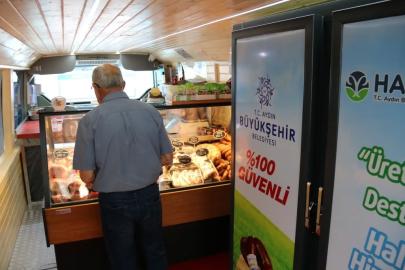 Aydın Büyükşehir Belediyesi’nin mobil hizmetleri Yenipazar’da yoğun ilgi gördü