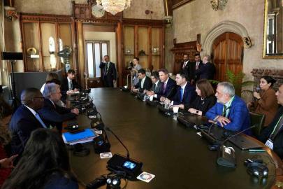 Bakan Kurum ve Bakan Bayraktar, BM Genel Sekreteri Guterres ile bir araya geldi