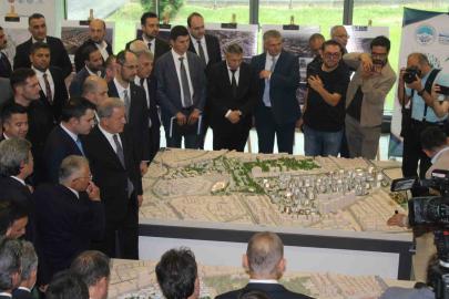 Bakan Kurum ve Yumaklı’dan Kayseri temasları