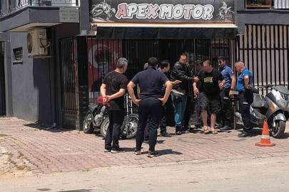 "Ben söz verdim mi tutarım" deyip üzerine benzin dökerek iş yerine kendini kilitledi
