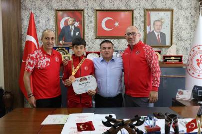Bilecikli karate sporcusu Balkan üçüncüsü oldu