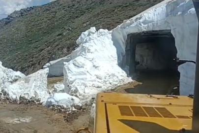 Bingöl’de haziranda da karla mücadele çalışmaları sürüyor