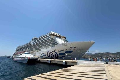 Bodrum’a 2 bin 124 yolcuyla geldi