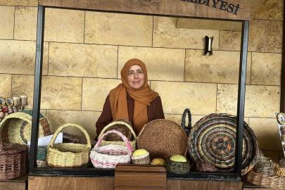 Çorum’da kadın girişimcilerin el emeği göz nuru ürünleri görücüye çıktı