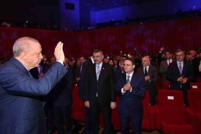 Cumhurbaşkanı Erdoğan: "1 yılda yaptığımız ihracatı artık 1 haftada yapıyoruz"