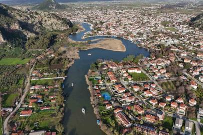 Dalyan Kanalı’nda ‘Elektrikli Tekne Dönüşüm Projesi’ değerlendirildi