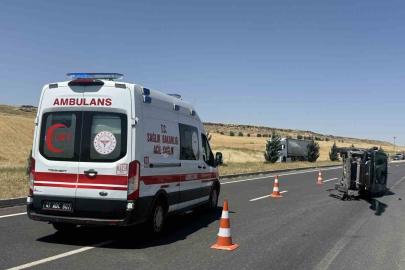 Diyarbakır’da otomobil ile hafif ticari araç çarpıştı: 7 yaralı