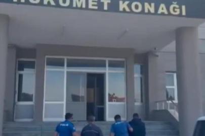 Durdurulan iki tırda 27 düzensiz göçmen yakalandı