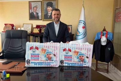 Eğil Belediyesi’nden yenidoğan bebeklere hediye