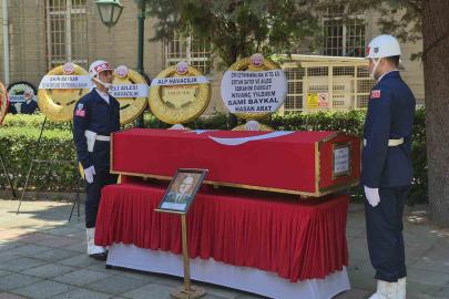 Emekli Tümgeneral Fazıl Aydınmakina son yolculuğuna uğurladı