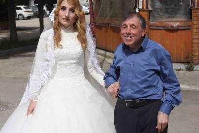 Engel tanımayan çifti büyükşehir belediye otobüsü ayırdı