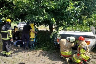 Erzin’de otomobil takla attı: 3 yaralı