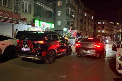Gaziosmanpaşa’da motosikletli şahıslarca silahlı saldırı: 1 yaralı